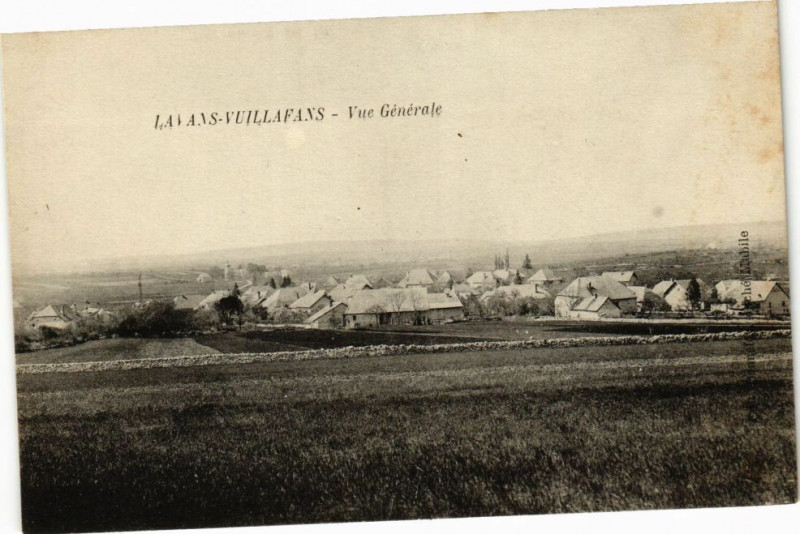 Carte postale ancienne Lavans-Vuillafans - Vue Générale à Lavans-Vuillafans