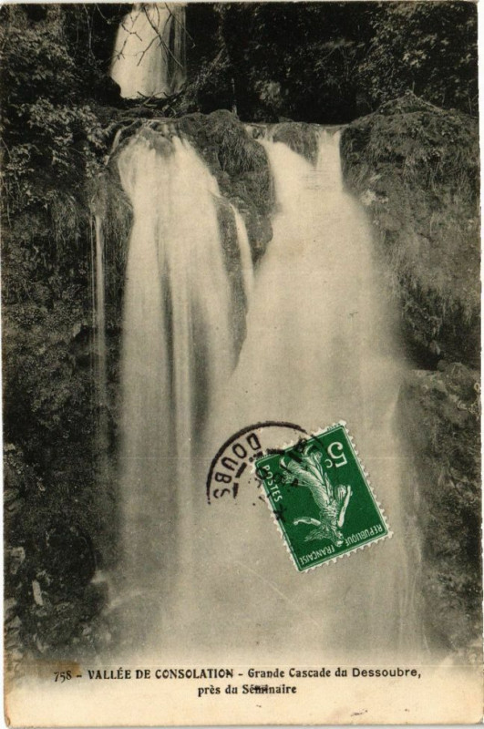 Carte postale ancienne Vallée de Consolation - Grande Cascade du Dessoubre pres du ..