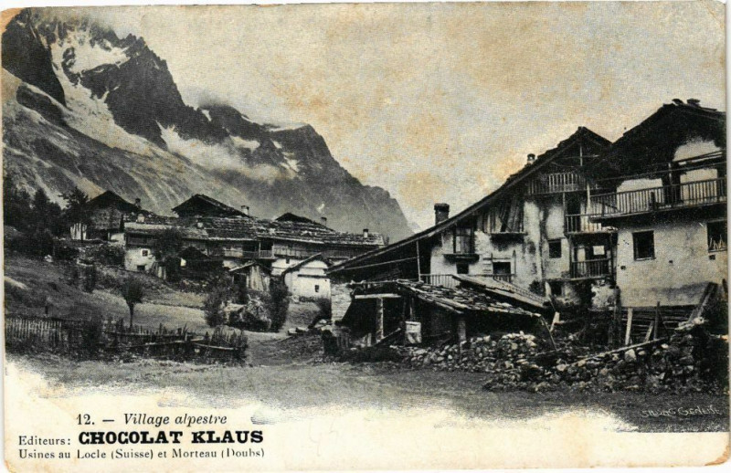 Carte postale ancienne Village alpestre - Usines au Locle (Suisse) et Morteau à Morteau