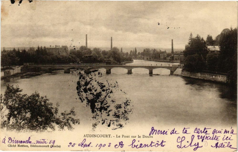 Carte postale ancienne Audincourt - Le Pont sur le Doubs à Audincourt