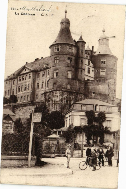 Carte postale ancienne Montbeliard - Le Chateau à Montbéliard