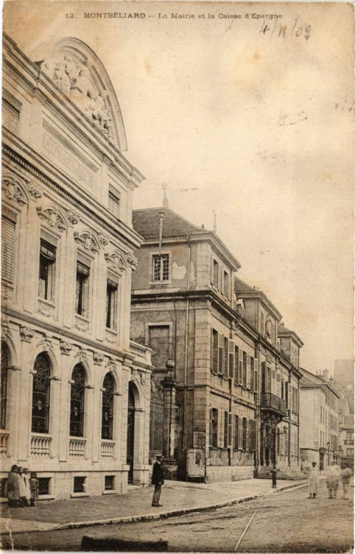 Carte postale ancienne Montbeliard - La Mairie et la Caisse d'Epargne à Montbéliard