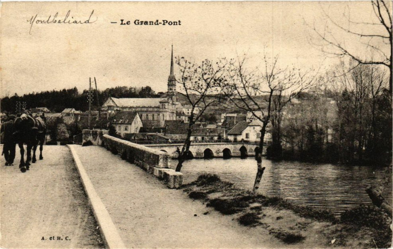 Carte postale ancienne Montbeliard - Le Grand-Pont à Montbéliard