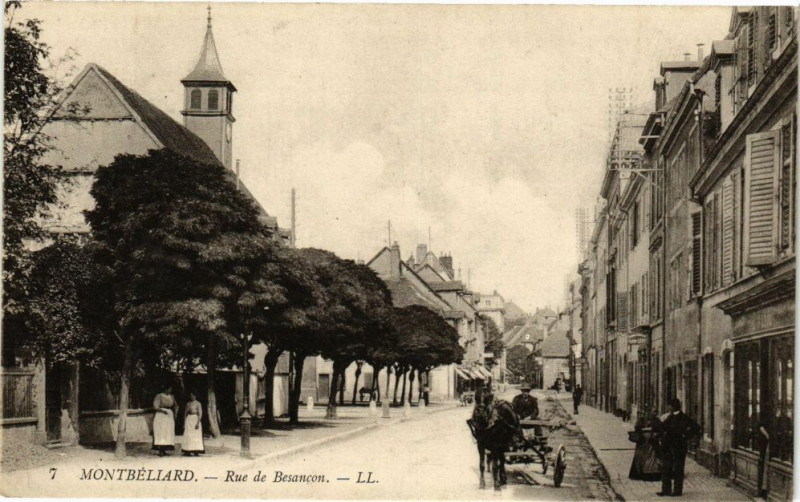 Carte postale ancienne Montbeliard - Rue de Besancon à Montbéliard