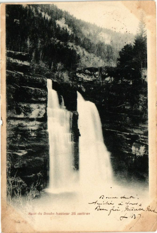 Carte postale ancienne Saut du Doubs hauteur 25 métres à Doubs