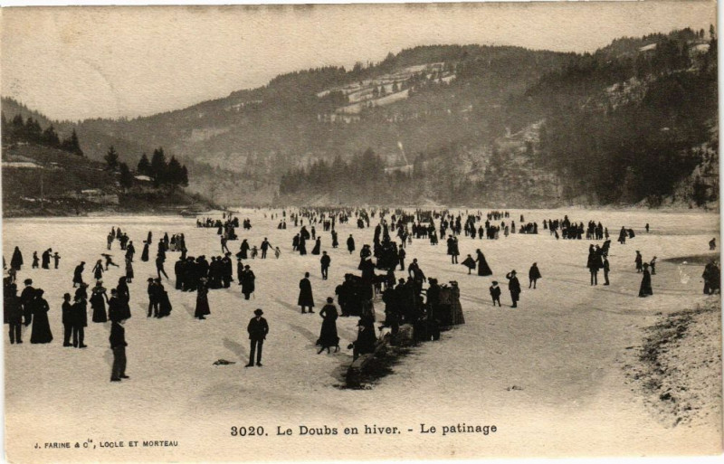 Carte postale ancienne Le Doubs en hiver - Le patinage à Doubs