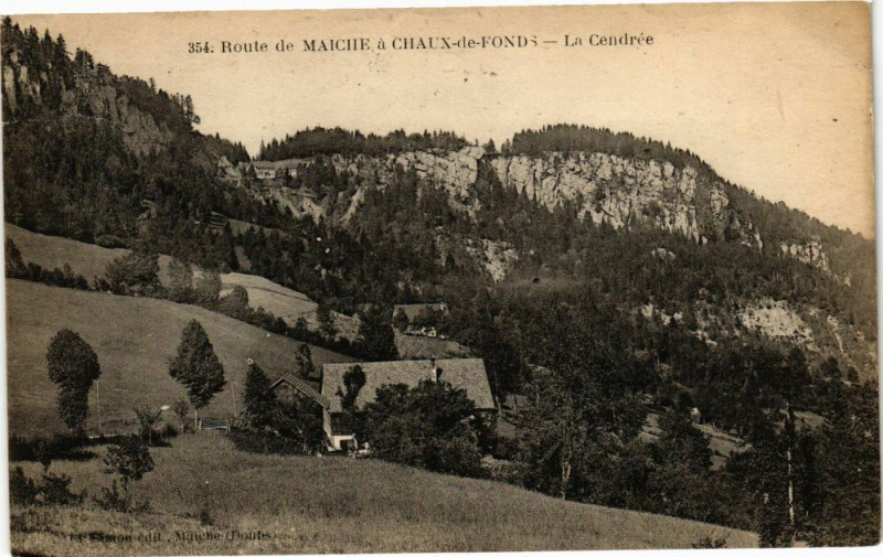 Carte postale ancienne Route de Maiche a Chaux-de-Fonds - La Cendrée à Maîche