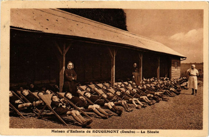 Carte postale ancienne Maison d'Enfants de Rougemont - La Sieste à Rougemont