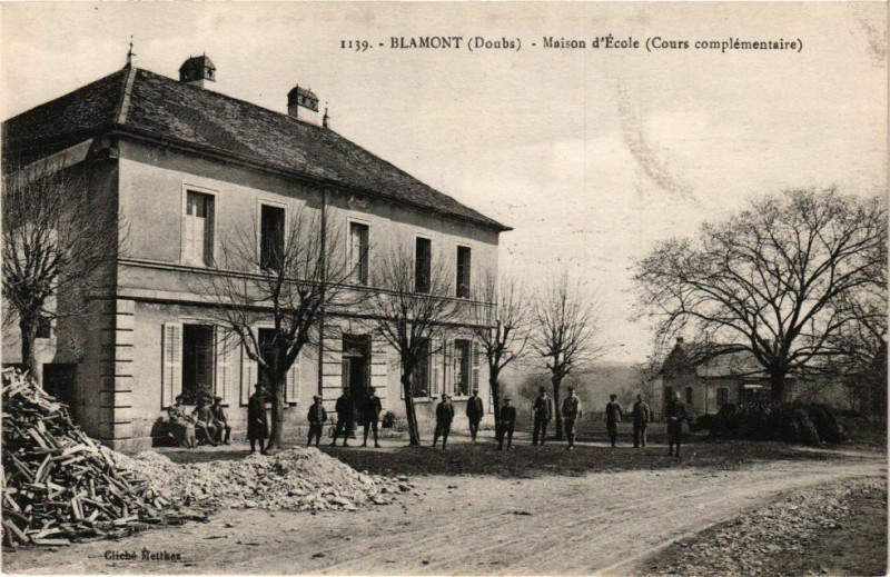 Carte postale ancienne Blamont - Maison d'Ecole à Blamont