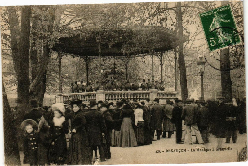 Carte postale ancienne Besancon - La Musique a Granvelle à Besançon