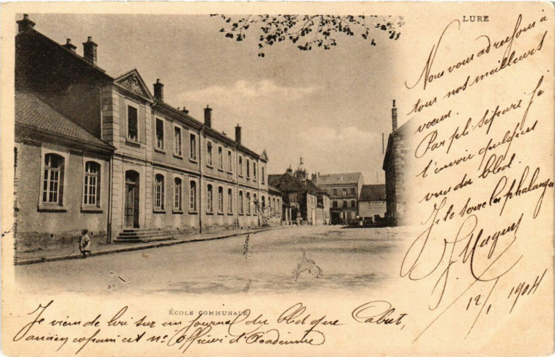 Carte postale ancienne Lure - Ecole Communale à Lure