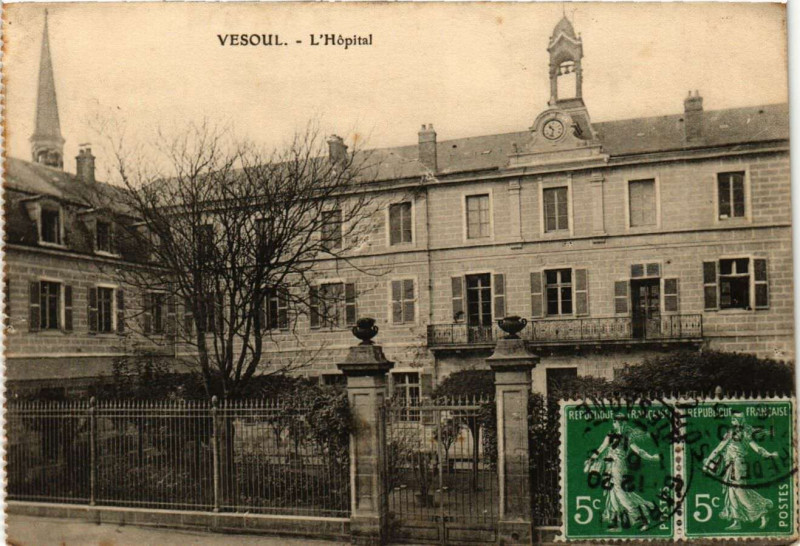 Carte postale ancienne Vesoul - L'Hopital à Vesoul