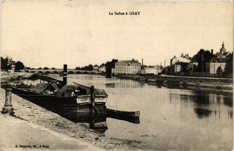 Carte postale ancienne Gray - La Saone a Gray à Gray