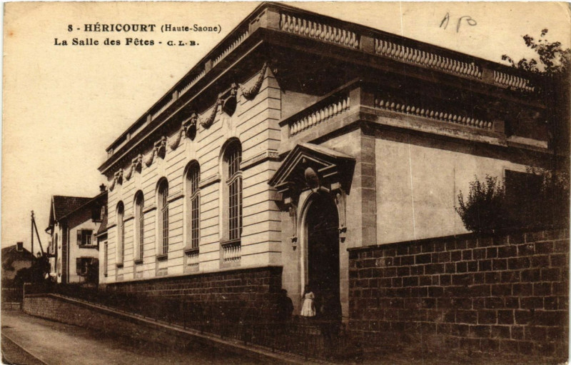 Carte postale ancienne Hericourt - La Salle des Fetes à Héricourt
