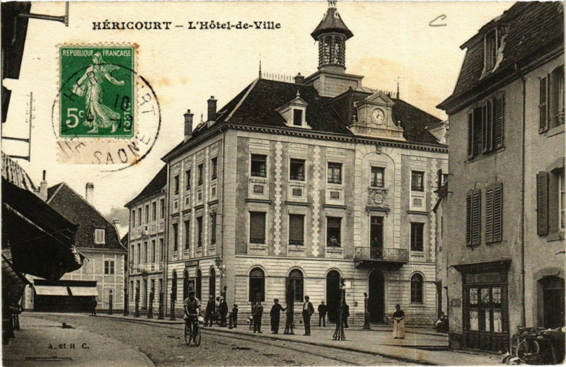 Carte postale ancienne Hericourt - L'Hotel-de-Ville à Héricourt
