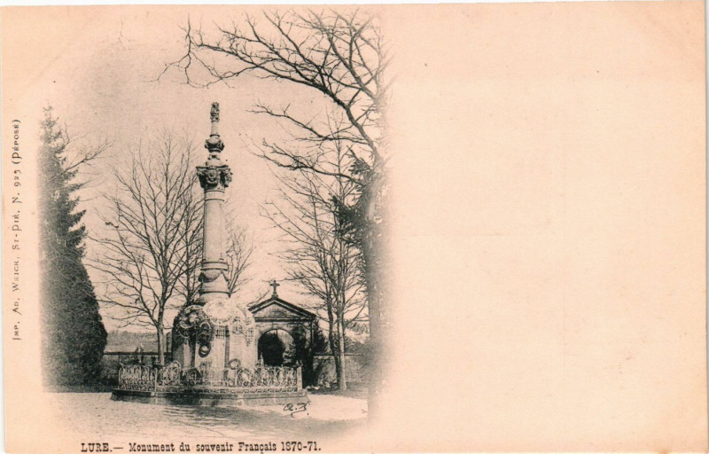 Carte postale ancienne Lure - Monument du Souvenir Francais 1870-81 à Lure