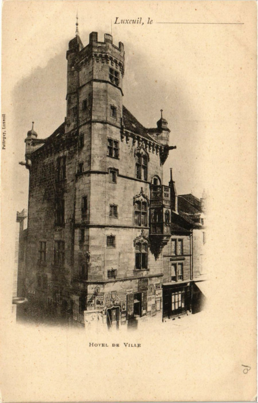 Carte postale ancienne Luxeuil-les-Bains - Hotel de Ville à Luxeuil-les-Bains