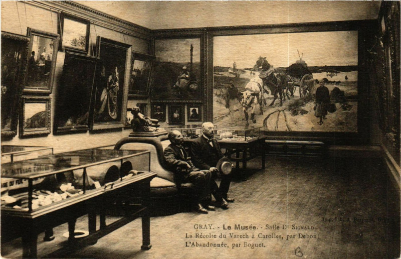 Carte postale ancienne Gray - Le Musée - Salle Dr Signard à Gray