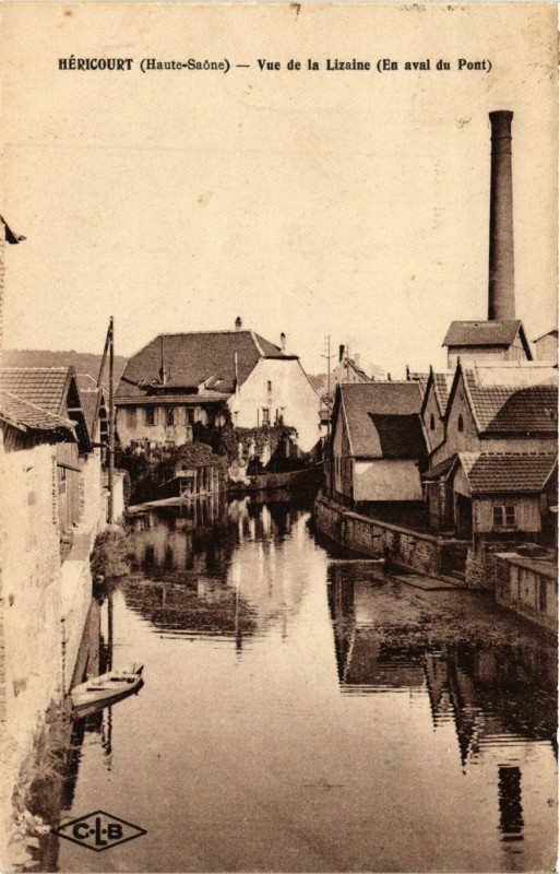 Carte postale ancienne Hericourt - Vue de la Lizaine - En aval du Pont à Héricourt