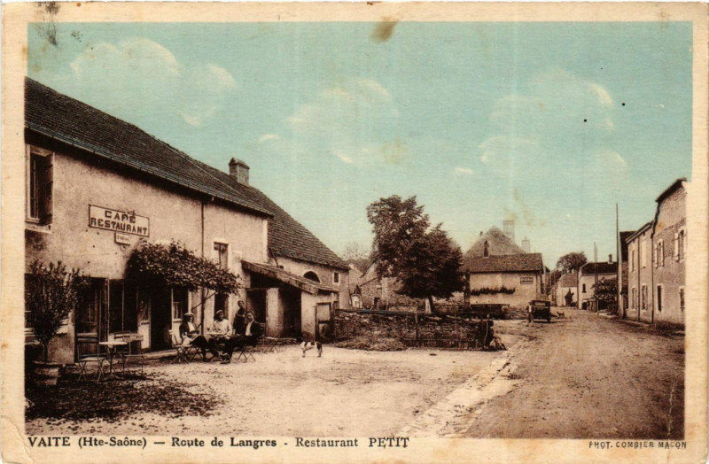 Carte postale ancienne Vaite - Route de Langres - Restaurant Petit à Vaite