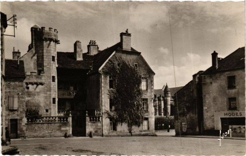 Carte postale ancienne Luxeuil-les-Bains - Maison du Bailli à Luxeuil-les-Bains
