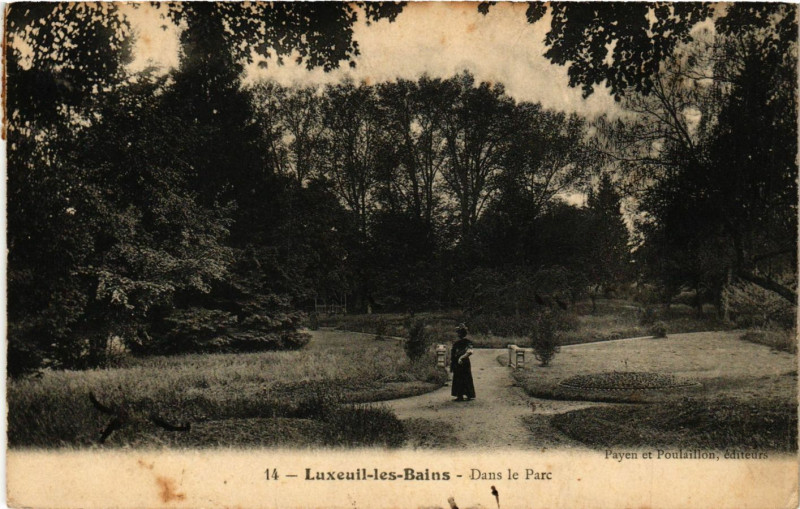 Carte postale ancienne Luxeuil-les-Bains - Dans le Parc à Luxeuil-les-Bains
