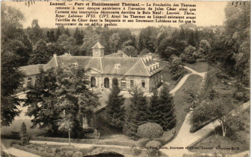 Carte postale ancienne Luxeuil - Parc et Etabl. Thermal