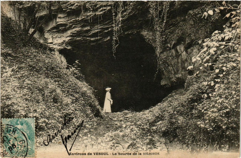 Carte postale ancienne Env. de Vesoul - La Source de la Solborde à Vesoul