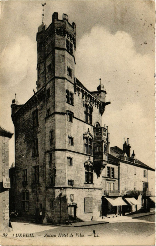 Carte postale ancienne Luxeuil - Ancien Hotel de Ville