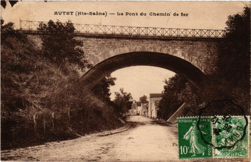 Carte postale ancienne Autst - La Pont du Chemin de fer