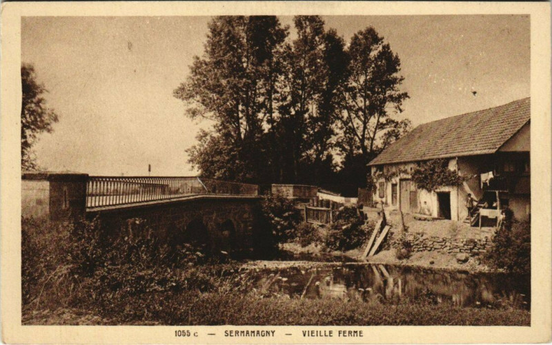 Carte postale ancienne Sermamagny - Vieille Ferme à Sermamagny