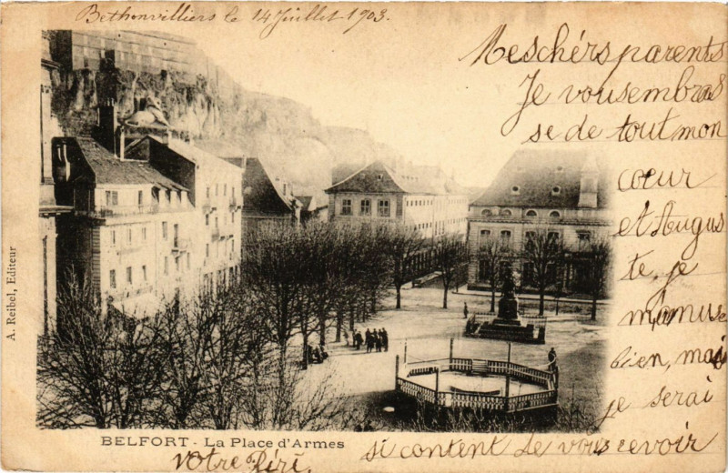 Carte postale ancienne Belfort - La Place d'Armes à Belfort