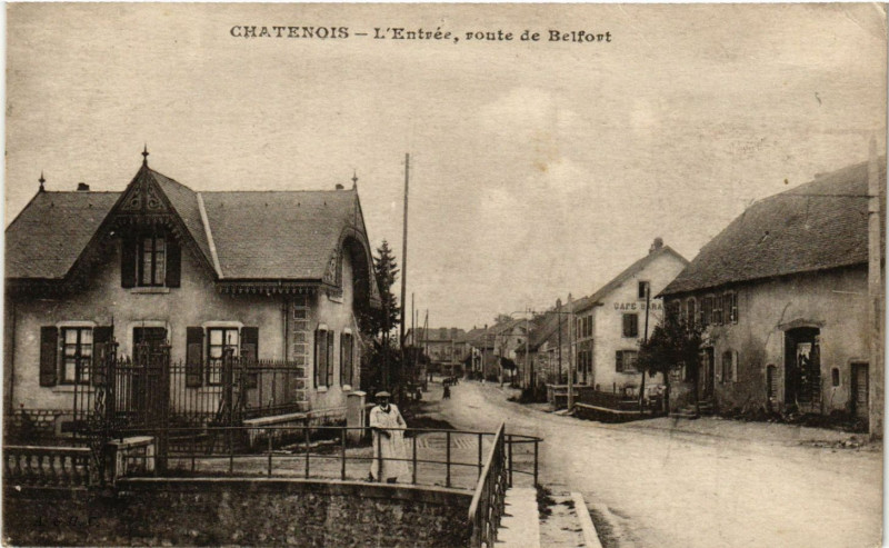 Carte postale ancienne Chatenois - L'Entrée route de Belfort à Belfort