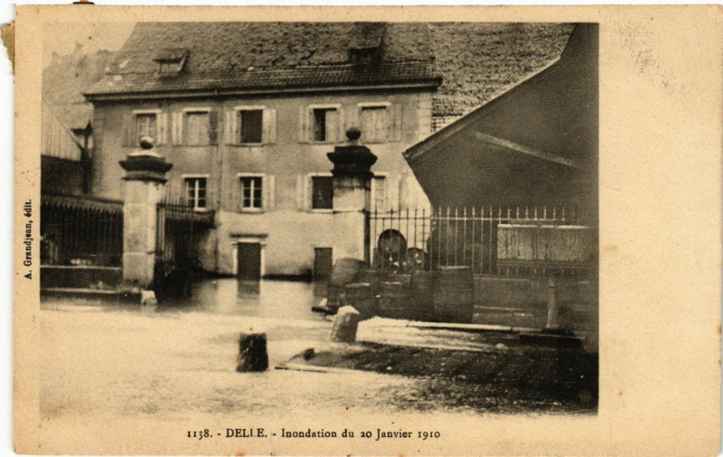 Carte postale ancienne Delle - Inondation du 20 Janvier 1910 à Delle