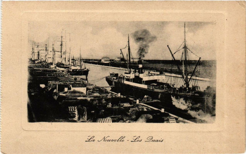 Carte postale ancienne La Nouvelle Les Quais