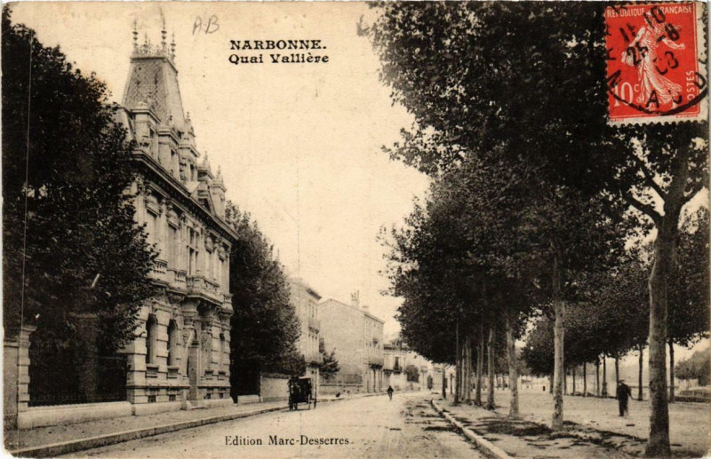 Carte postale ancienne Narbonne Quai Valliere à Narbonne