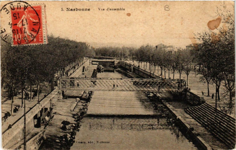 Carte postale ancienne Narbonne Vue d'ensemble à Narbonne