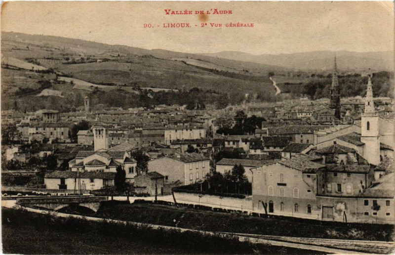 Carte postale ancienne Vallée de l'Aude Limoux 2 Vue générale à Limoux
