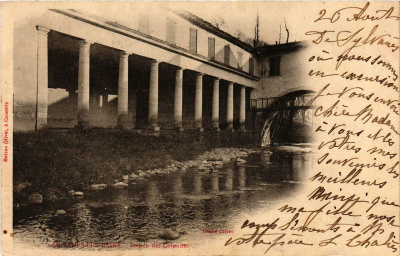 Carte postale ancienne Silvanes-les-Bains Source des Colonnes