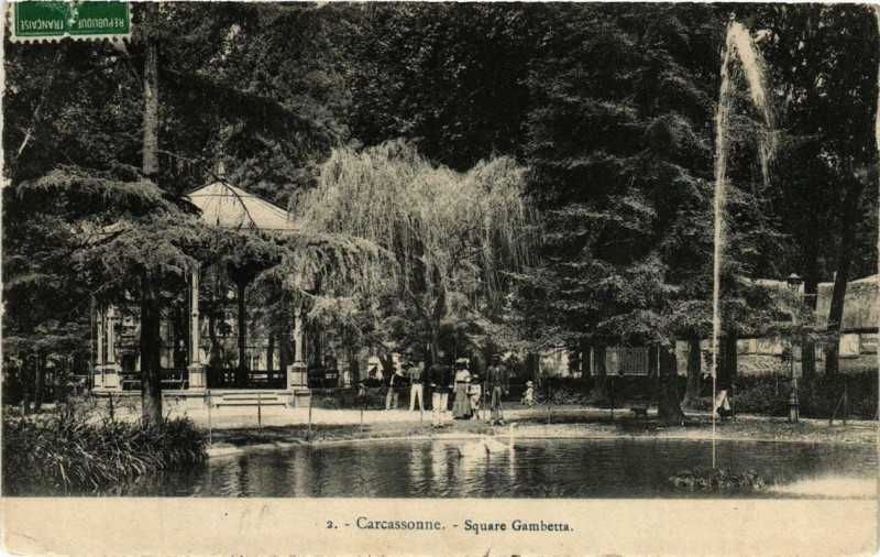 Carte postale ancienne Carcassonne Square Gambetta à Carcassonne