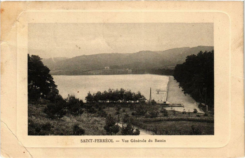 Carte postale ancienne Saint-Ferreol Vue générale du Bassin