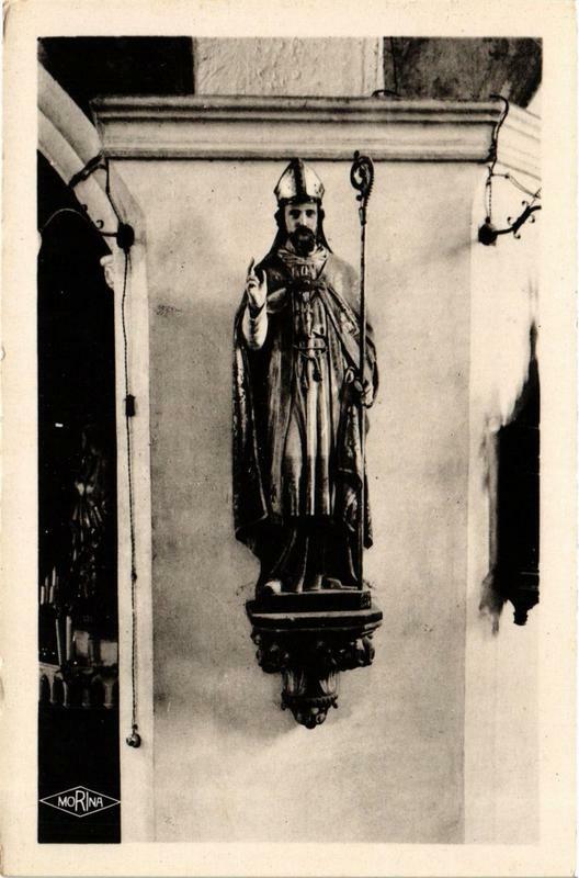 Carte postale ancienne Fleury-d'Aude Eglise paroissiale Statue de Saint Martin à Fleury