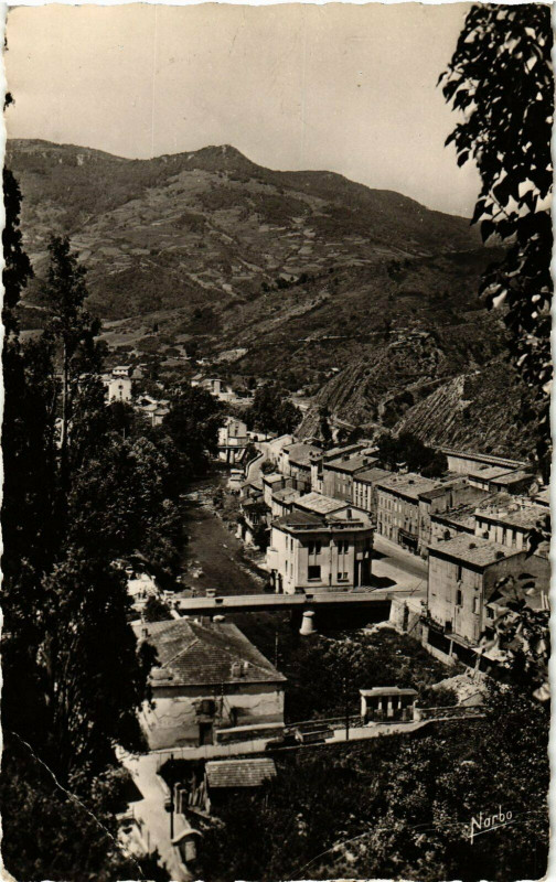 Carte postale ancienne Axat Vue Generale et l'Aude France à Axat