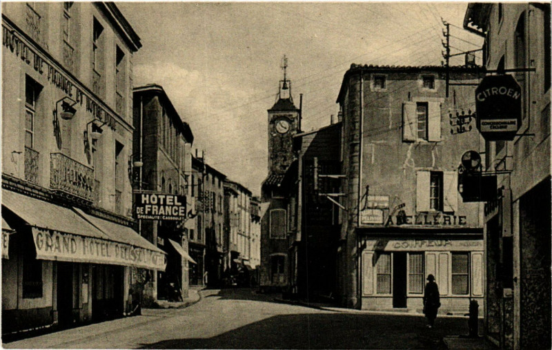 Carte postale ancienne Castelnaudary Avenue Frederic-Mistral France à Castelnaudary