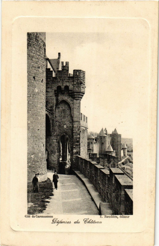 Carte postale ancienne Defenses du Chateau France