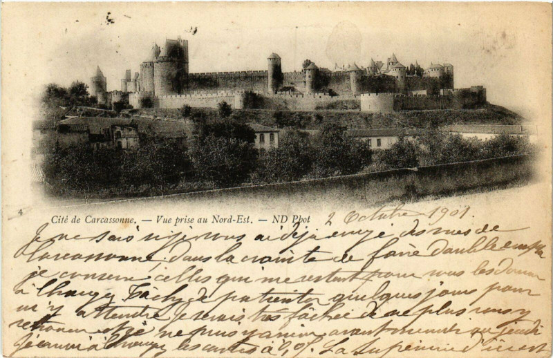 Carte postale ancienne Carcassonne Vue prise au Nord-Est France à Carcassonne
