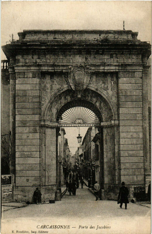 Carte postale ancienne Carcassonne Porte des Jacobins France à Carcassonne