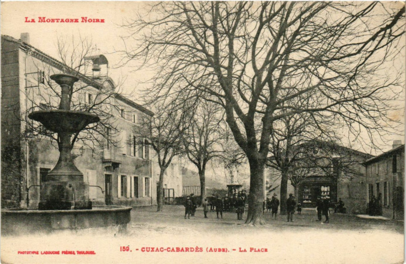 Carte postale ancienne La Montagne Noire - Cuzac-Cabardés (Aude) - La Place