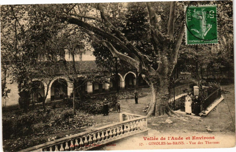 Carte postale ancienne Vallée de l'Aude et Environs-Ginoles-les-Bains-Vue des Thermes à Ginoles