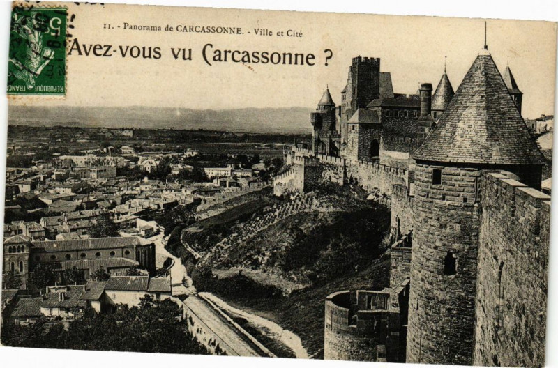 Carte postale ancienne Panorama de Carcassonne-Ville et Cité à Carcassonne